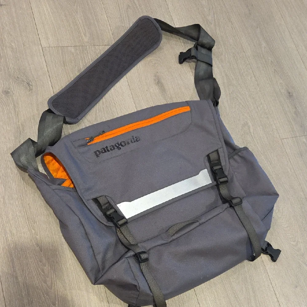 Patagonia Messenger Bag